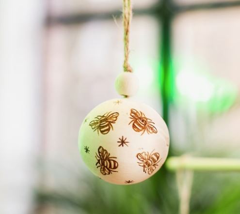 Wooden Busy Bees Bauble